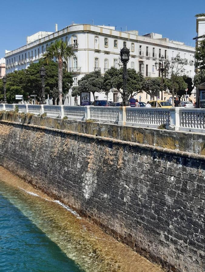 Atico Banos Del Carmen Apartment Cadiz Luaran gambar